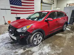 KNDCC3LC6J5176180 2018 KIA NIRO