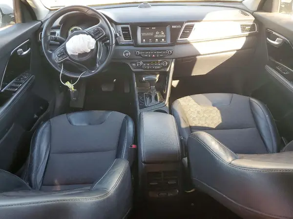 KNDCC3LC6K5220888 2019 KIA NIRO - Image 8