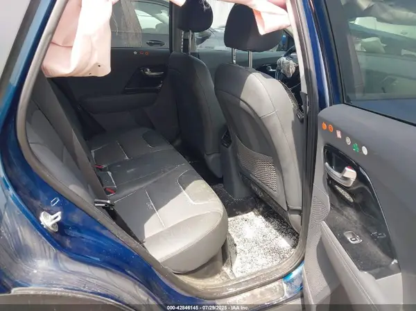 KNDCC3LC6K5223127 2019 KIA NIRO - Image 8