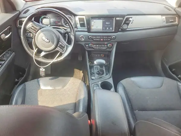 KNDCC3LC6K5237996 2019 KIA NIRO - Image 8