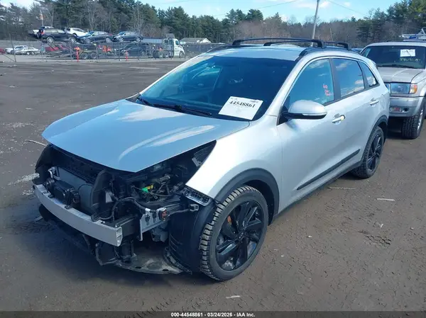 KNDCC3LC6K5238033 2019 KIA NIRO - Image 2