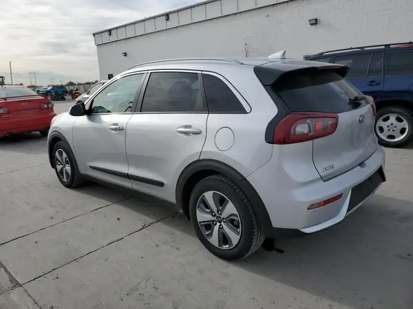 KNDCC3LC6K5322336 2019 KIA NIRO - Image 2