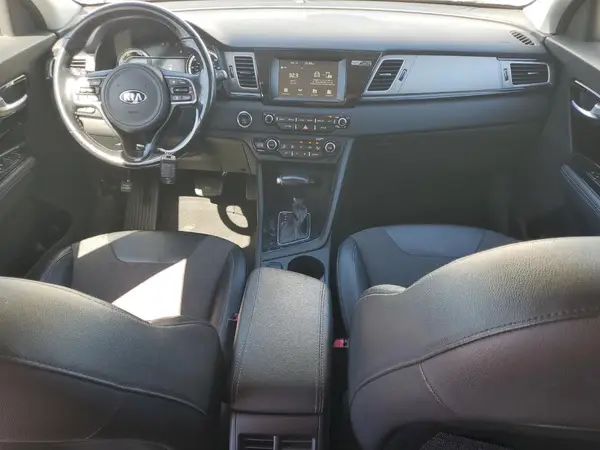 KNDCC3LC6K5324345 2019 KIA NIRO - Image 8