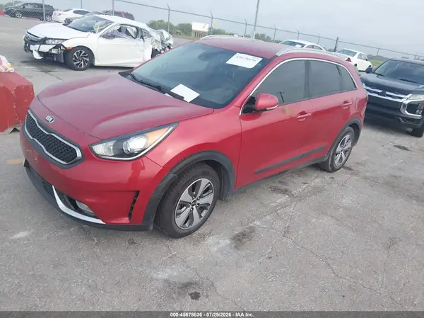 KNDCC3LC6K5339265 2019 KIA NIRO - Image 2
