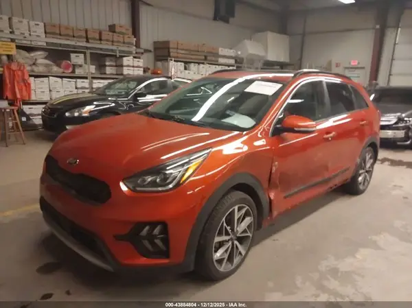 KNDCC3LC6L5394980 2020 KIA NIRO - Image 2