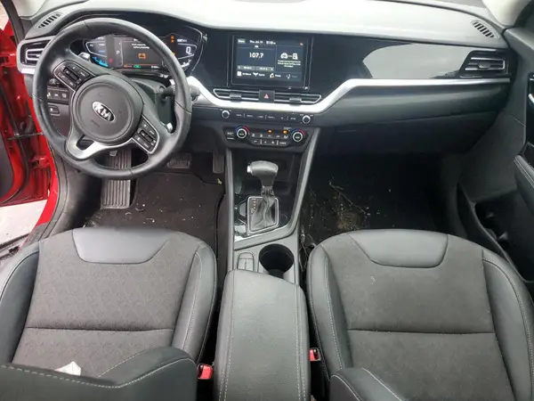 KNDCC3LC6M5463443 2021 KIA NIRO - Image 8