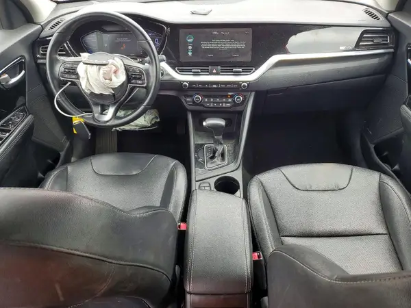 KNDCC3LC6N5495035 2022 KIA NIRO - Image 8