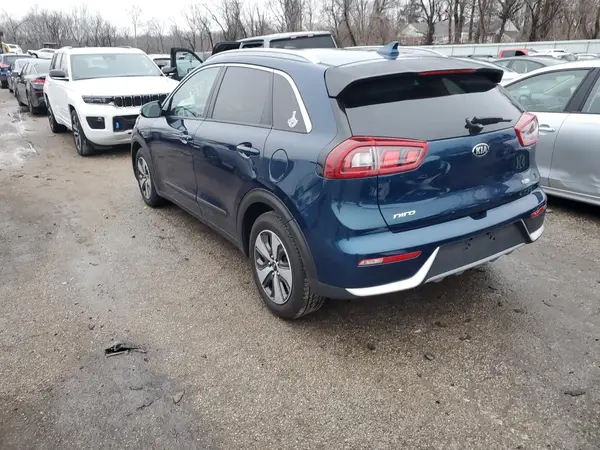 KNDCC3LC7H5042286 2017 KIA NIRO - Image 2