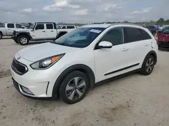 KNDCC3LC7H5045172 2017 KIA NIRO