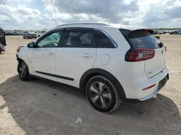 KNDCC3LC7H5053269 2017 KIA NIRO - Image 2