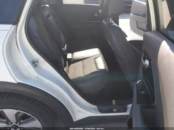 KNDCC3LC7H5054020 2017 KIA NIRO - Image 8