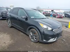 KNDCC3LC7H5056852 2017 KIA NIRO