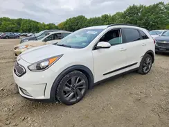 KNDCC3LC7H5058875 2017 KIA NIRO