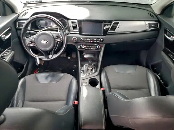 KNDCC3LC7H5063333 2017 KIA NIRO - Image 8