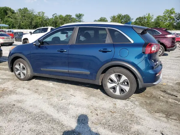 KNDCC3LC7H5063686 2017 KIA NIRO - Image 2