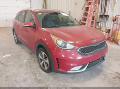KNDCC3LC7H5068886 2017 KIA NIRO