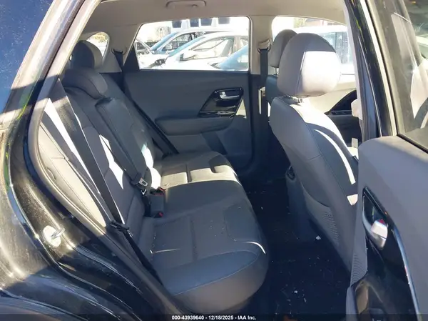 KNDCC3LC7H5071612 2017 KIA NIRO - Image 8
