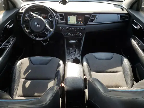 KNDCC3LC7H5073053 2017 KIA NIRO - Image 8