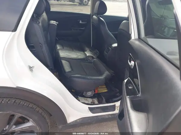 KNDCC3LC7H5074137 2017 KIA NIRO - Image 8