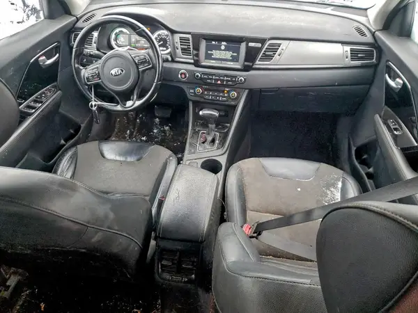 KNDCC3LC7H5076731 2017 KIA NIRO - Image 8