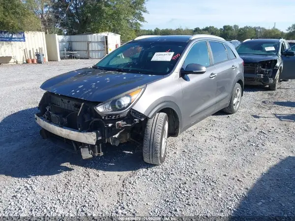 KNDCC3LC7H5078883 2017 KIA NIRO - Image 2