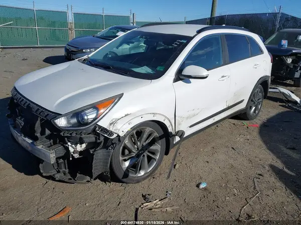 KNDCC3LC7H5082299 2017 KIA NIRO - Image 2