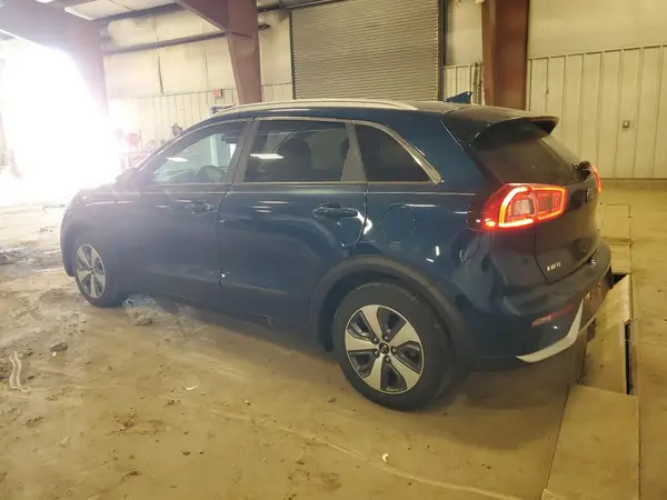 KNDCC3LC7H5086367 2017 KIA NIRO - Image 2