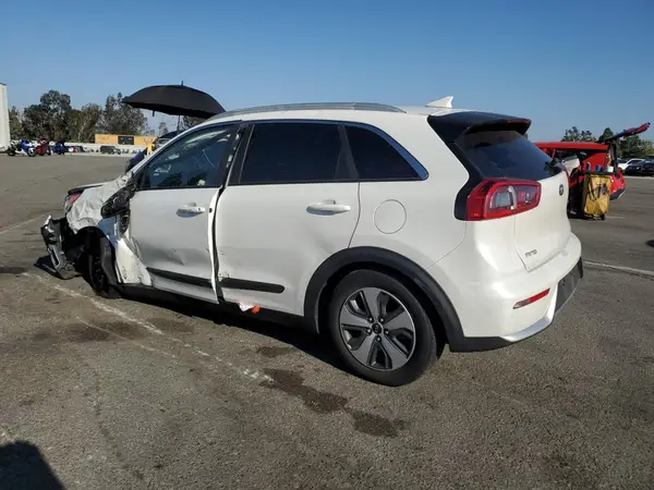 KNDCC3LC7H5101613 2017 KIA NIRO - Image 2