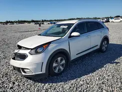 KNDCC3LC7J5111094 2018 KIA NIRO