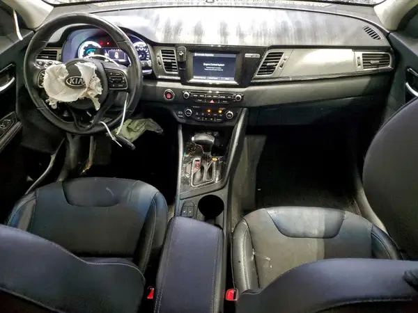 KNDCC3LC7J5118207 2018 KIA NIRO - Image 8