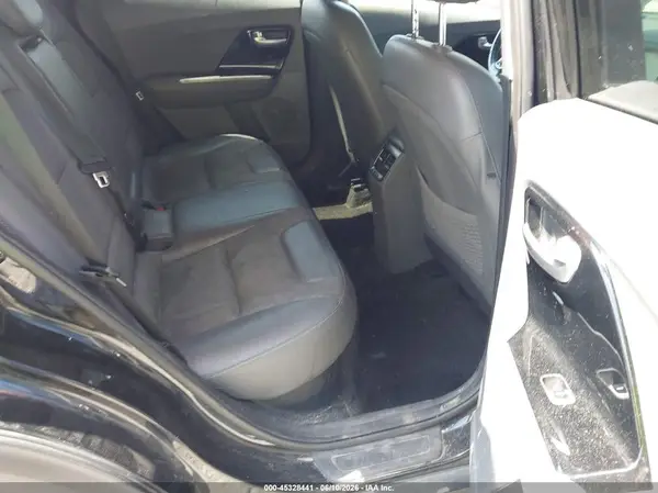 KNDCC3LC7J5129322 2018 KIA NIRO - Image 8