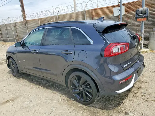 KNDCC3LC7J5136450 2018 KIA NIRO - Image 2