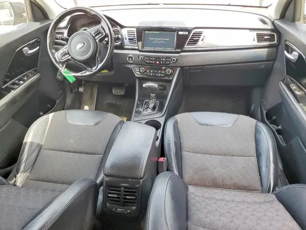 KNDCC3LC7J5136450 2018 KIA NIRO - Image 8