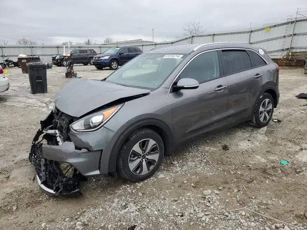 KNDCC3LC7J5138389 2018 KIA NIRO - Image 1