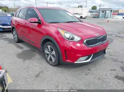 KNDCC3LC7J5143379 2018 KIA NIRO