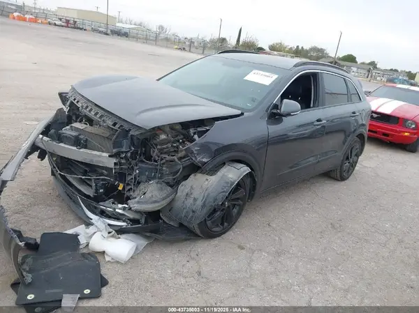 KNDCC3LC7J5150123 2018 KIA NIRO - Image 2