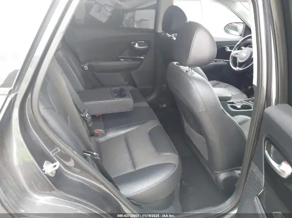 KNDCC3LC7J5150123 2018 KIA NIRO - Image 8