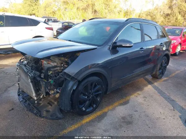 KNDCC3LC7J5160540 2018 KIA NIRO - Image 2