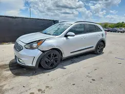 KNDCC3LC7K5231401 2019 KIA NIRO