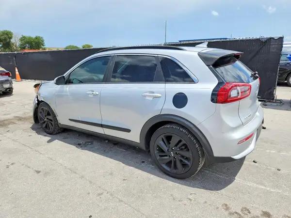 KNDCC3LC7K5231401 2019 KIA NIRO - Image 2