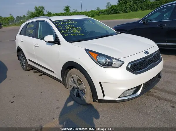 KNDCC3LC7K5247615 2019 KIA NIRO - Image 1