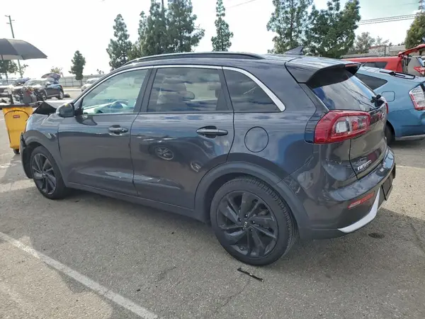 KNDCC3LC7K5252300 2019 KIA NIRO - Image 2