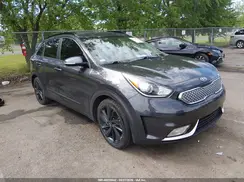 KNDCC3LC7K5297074 2019 KIA NIRO