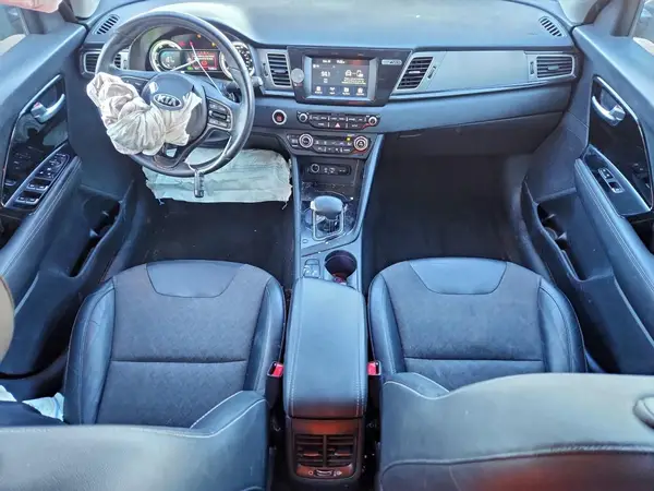 KNDCC3LC7K5321647 2019 KIA NIRO - Image 8