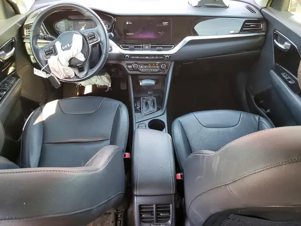 KNDCC3LC7N5494931 2022 KIA NIRO - Image 8