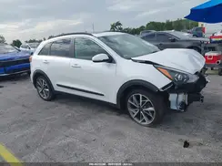 KNDCC3LC7N5516832 2022 KIA NIRO