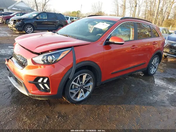 KNDCC3LC7N5536837 2022 KIA NIRO - Image 2
