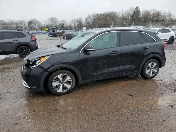 KNDCC3LC8H5034018 2017 KIA NIRO - Image 1