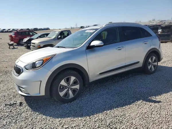 KNDCC3LC8H5037260 2017 KIA NIRO - Image 1