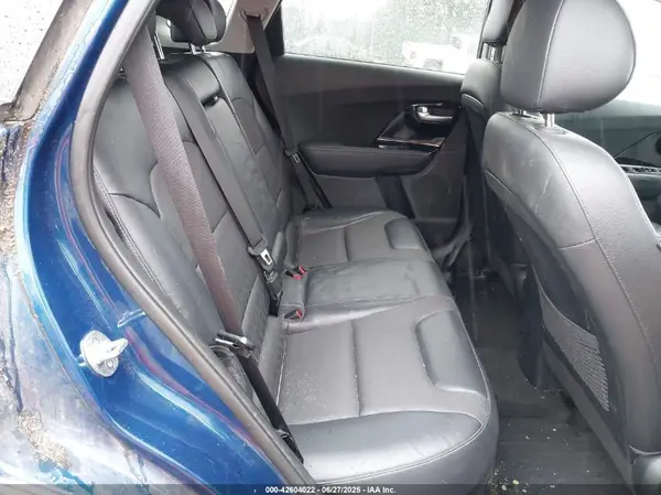 KNDCC3LC8H5049151 2017 KIA NIRO - Image 8